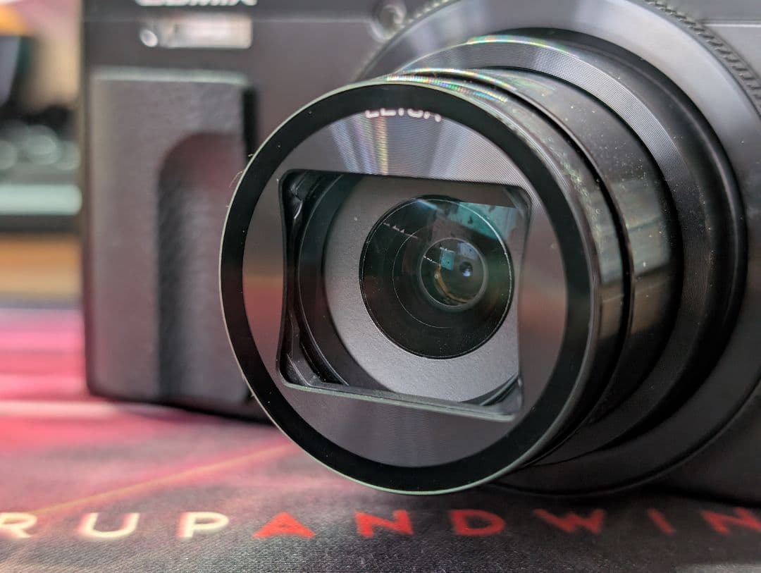 美品 LUMIX TZ99 ブラック レンズ&モニター保護フィルム付、全属品有り