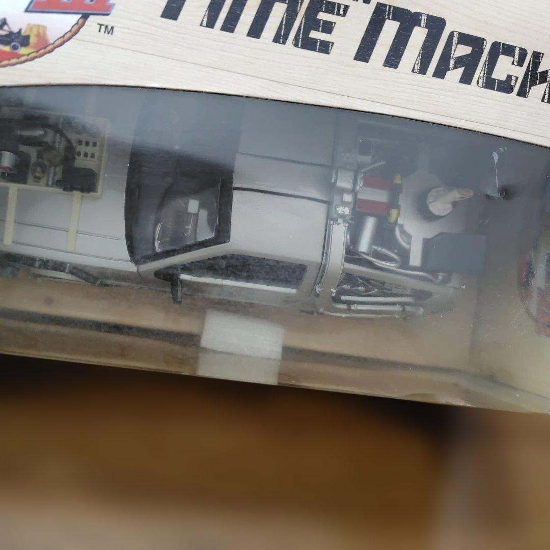 DeLorean Time Machine 1:24　バックトゥーザフューチャ