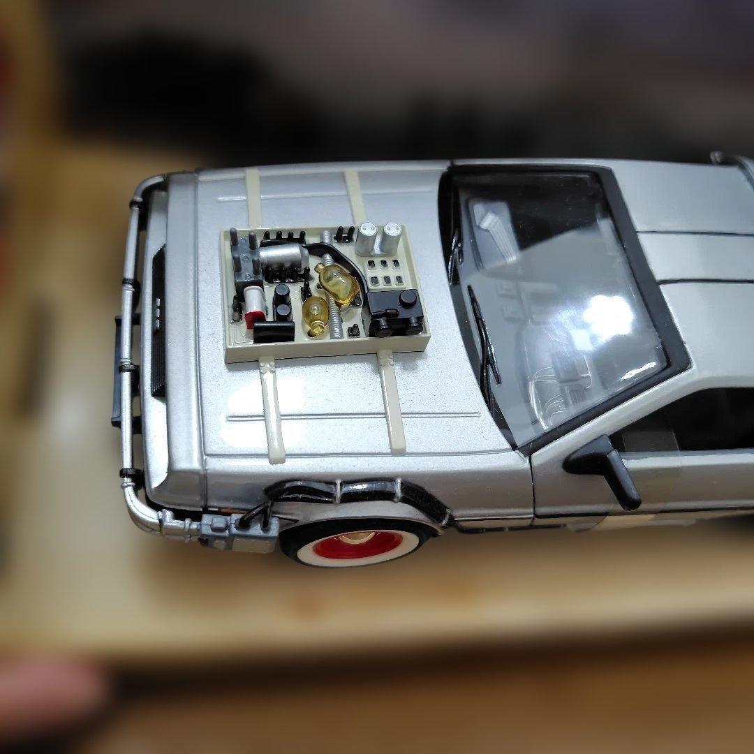 DeLorean Time Machine 1:24　バックトゥーザフューチャ