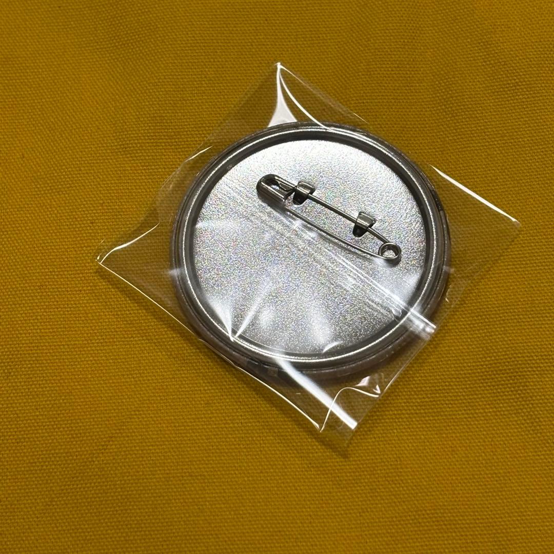 コナン　工藤新一　缶バッジ　希少