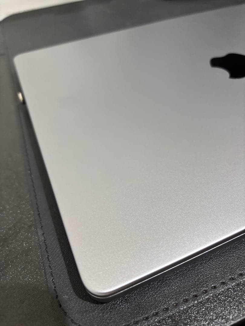 【美品】M1 Macbook Pro 14インチ メモリ16GB 512GB