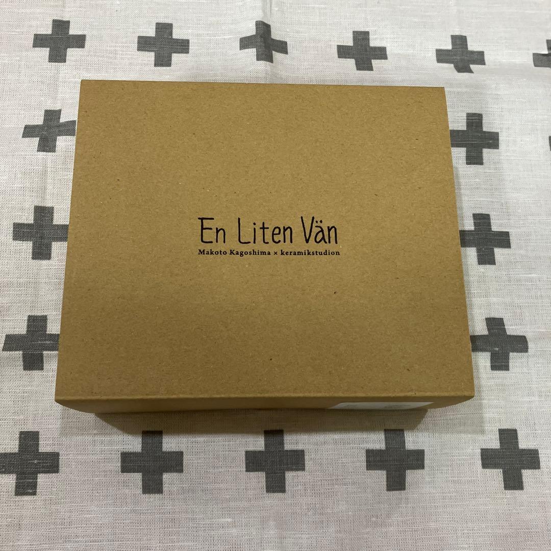 鹿児島睦　フラワーベース　とり