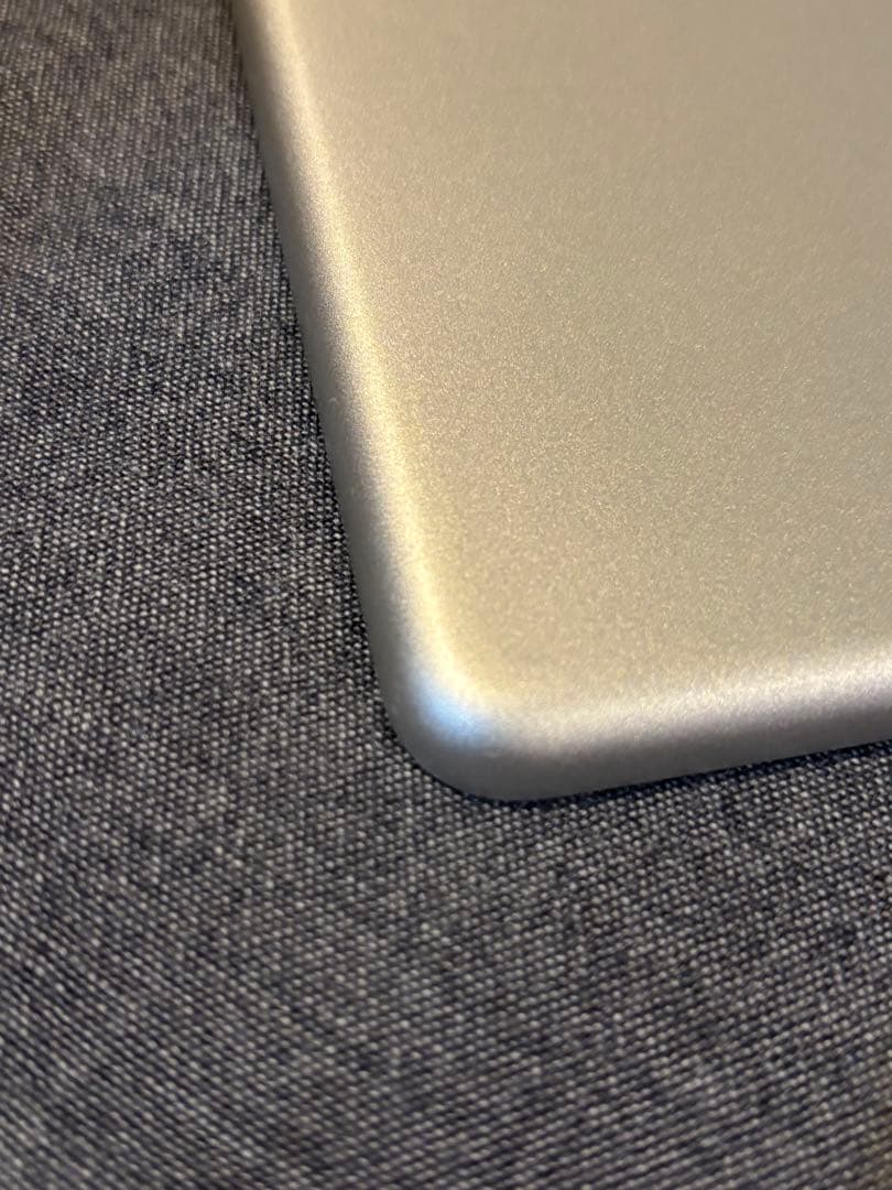 Apple iPad mini2 Wi-Fi モデル　32GB シルバー