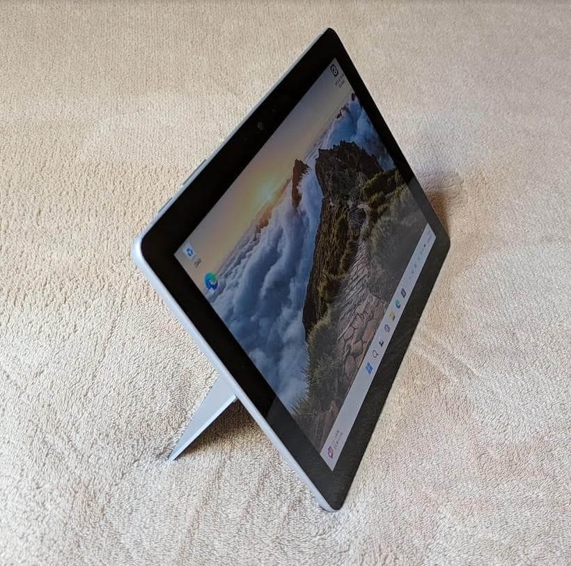 Microsoft Surface Go【美品】お得なDock付セット