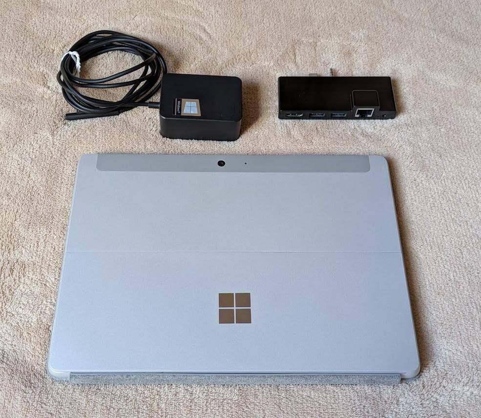 Microsoft Surface Go【美品】お得なDock付セット