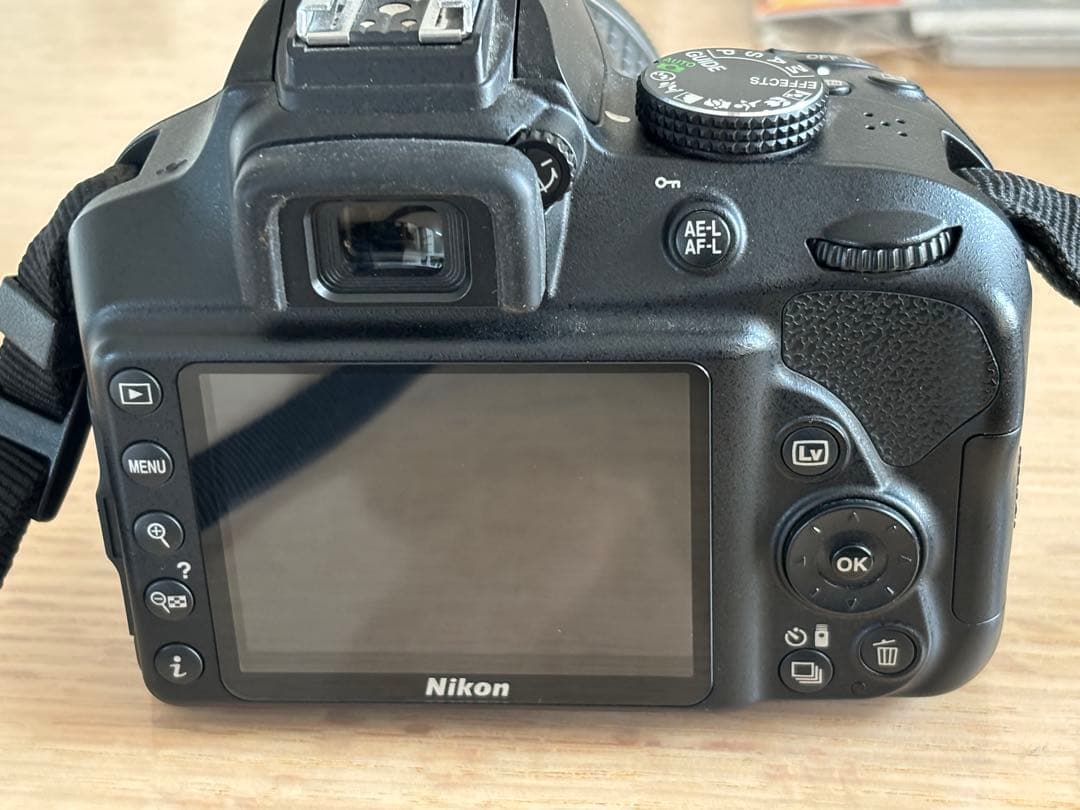 【中古美品】Nikon D3400 ダブルズームレンズキット