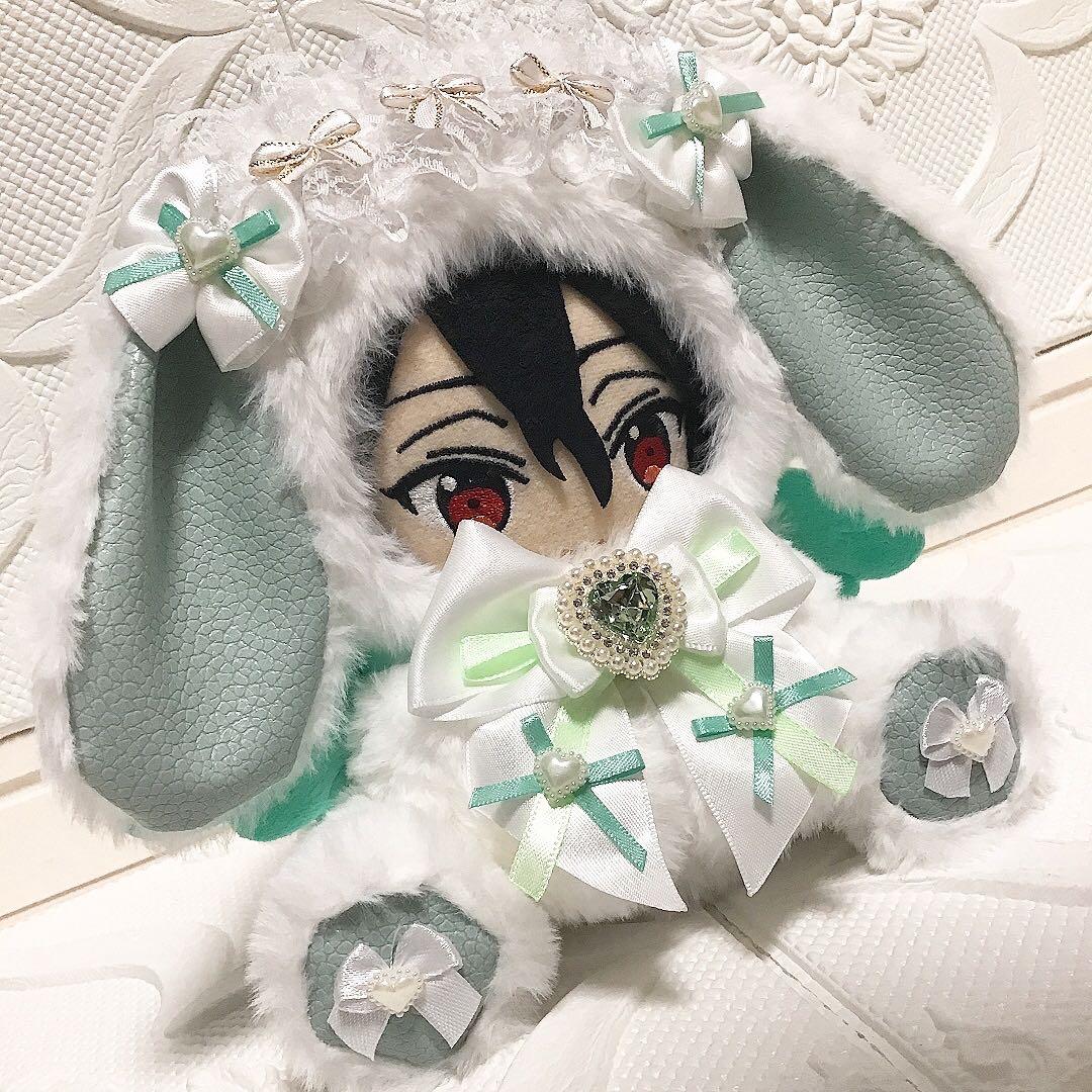 〔22〕おすわり　ぬい服　16cm 着ぐるみ　垂れ耳うさぎ　白　淡グリーン