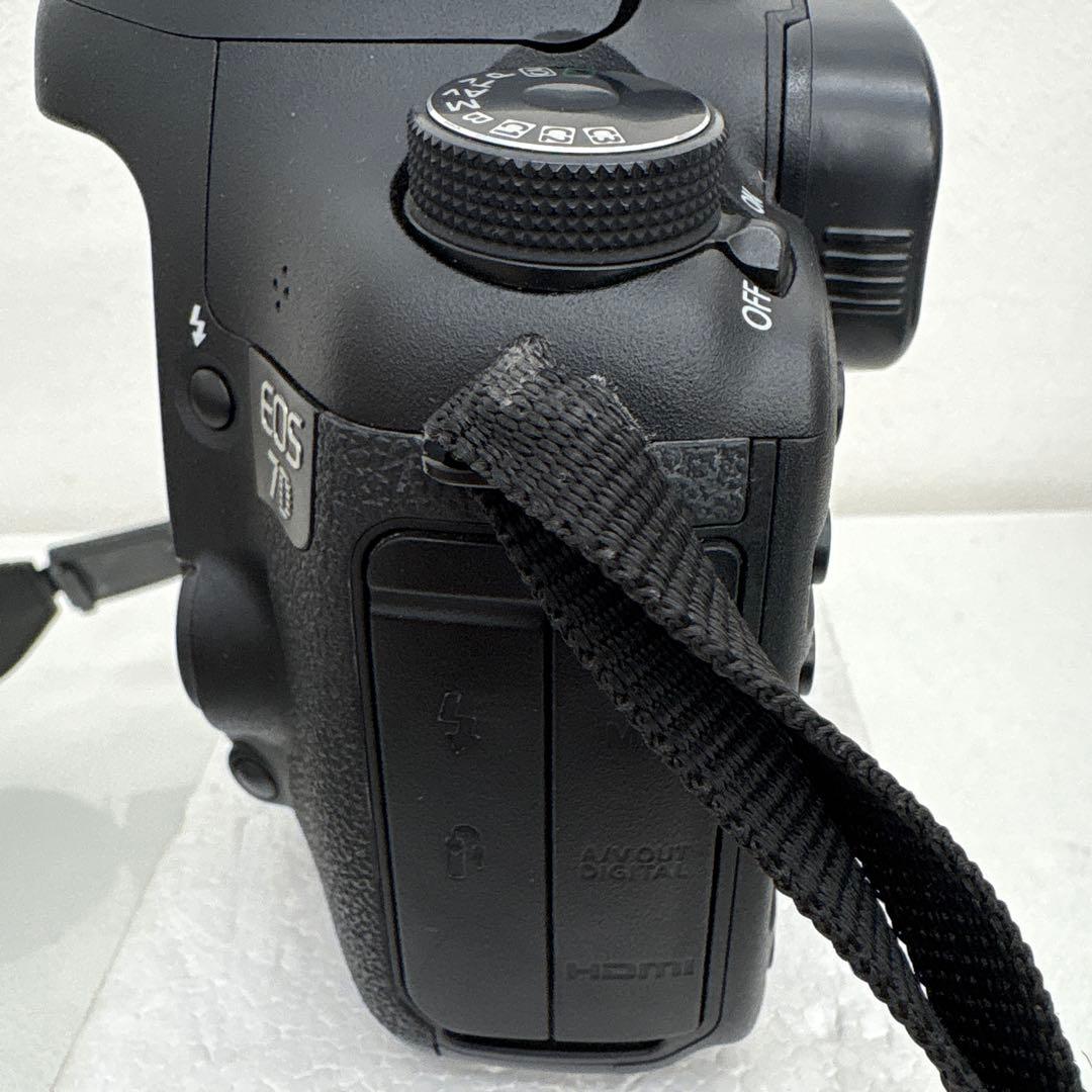 デジタルカメラ Canon EOS 7D EF-S 18-200mm 1:3.5-5-6 IS