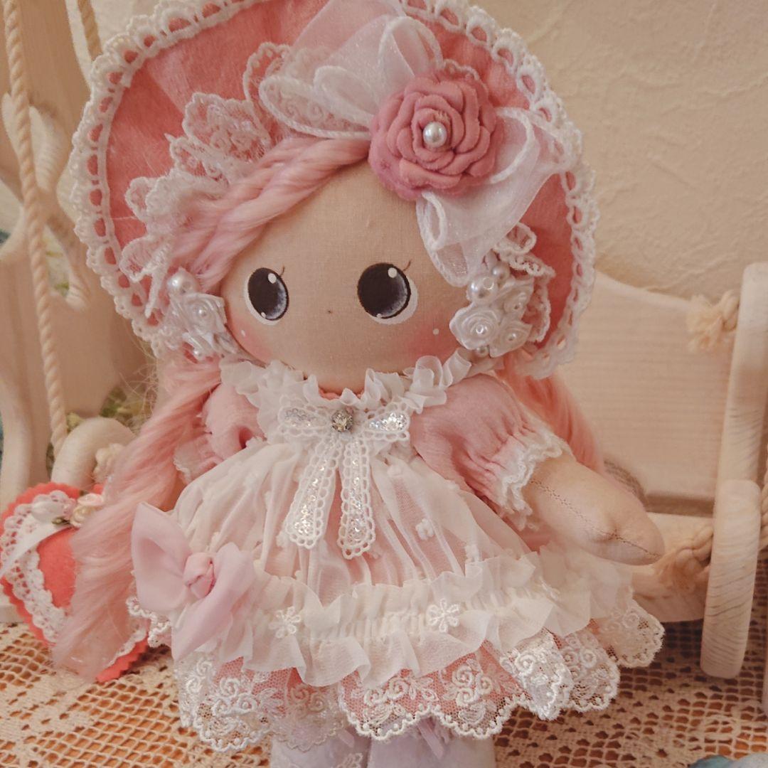 ❁ハンドメイドドール❁お人形❁ロリータ❁ロリータボンネット❁フリル❁贈り物
