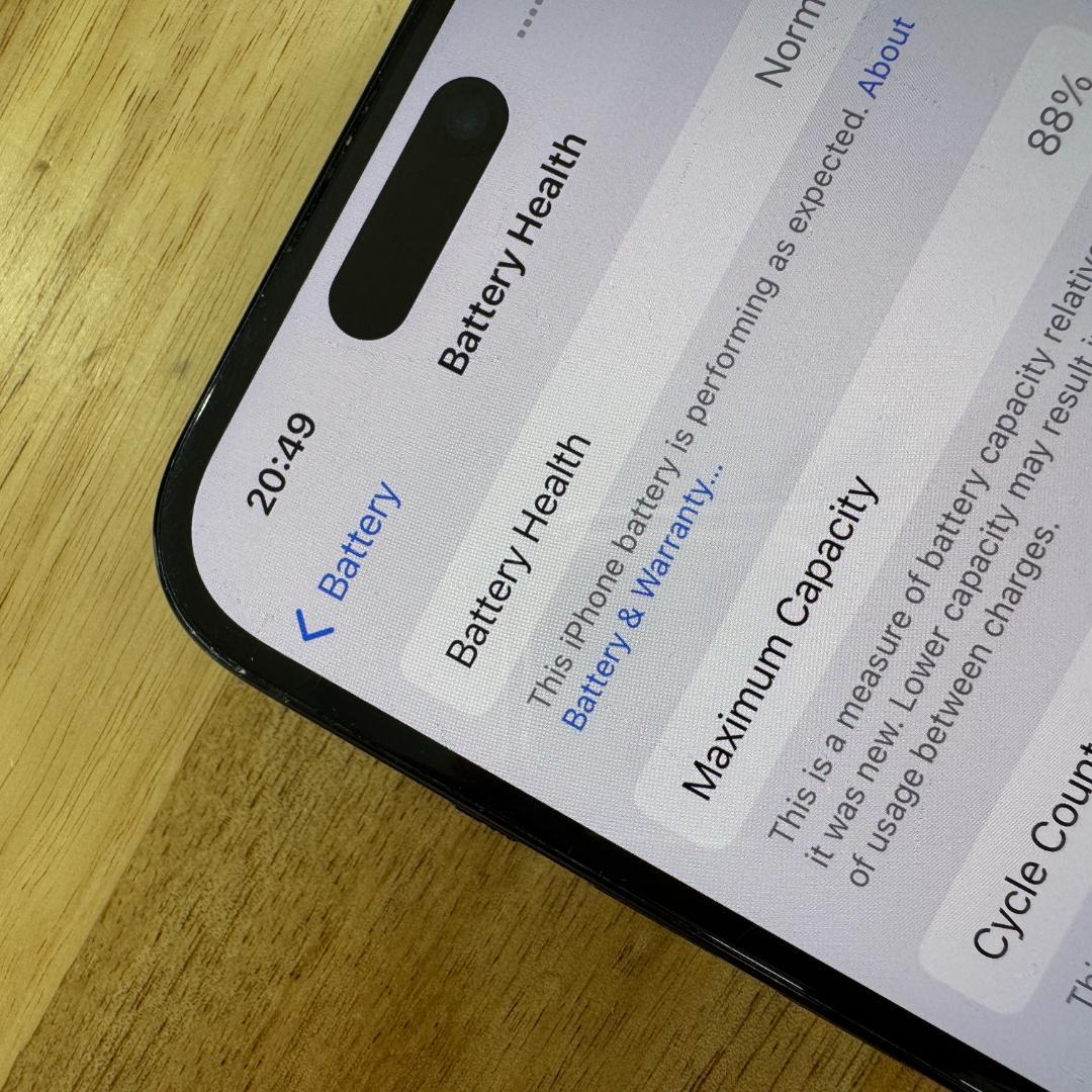 Apple｜iPhone 15 128GB ブラック｜SIMフリー