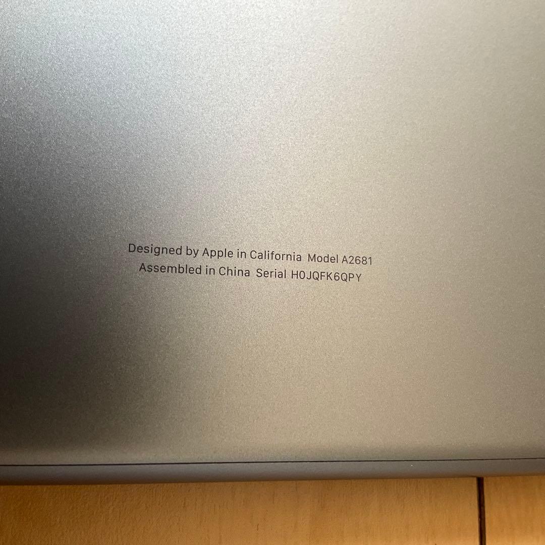 Apple MacBook A2681本体　グレー　ジャンク品