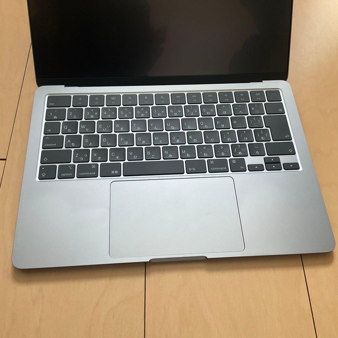 Apple MacBook A2681本体　グレー　ジャンク品