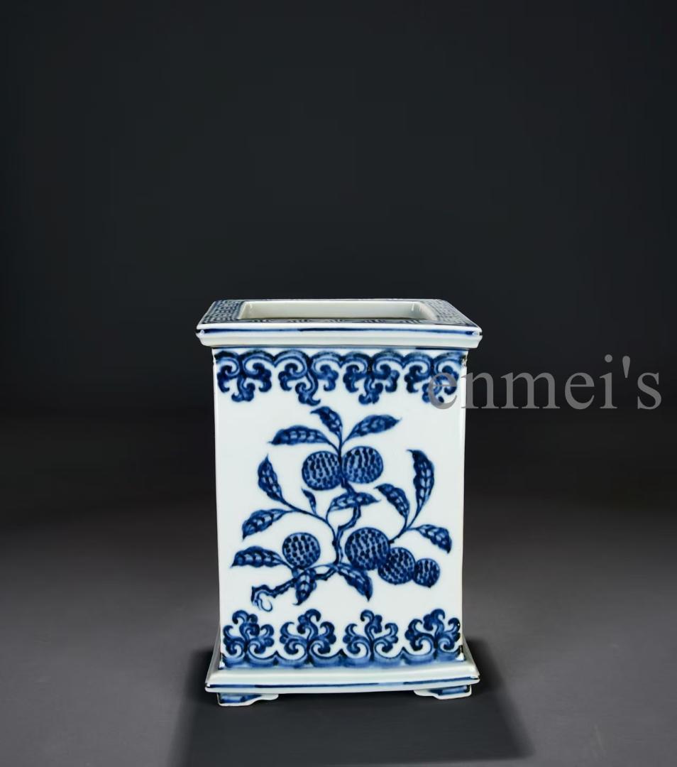 中国古美術・明宣徳年製款・青花折枝花果紋筆筒・青花磁・唐物・文房具・時代物・装飾