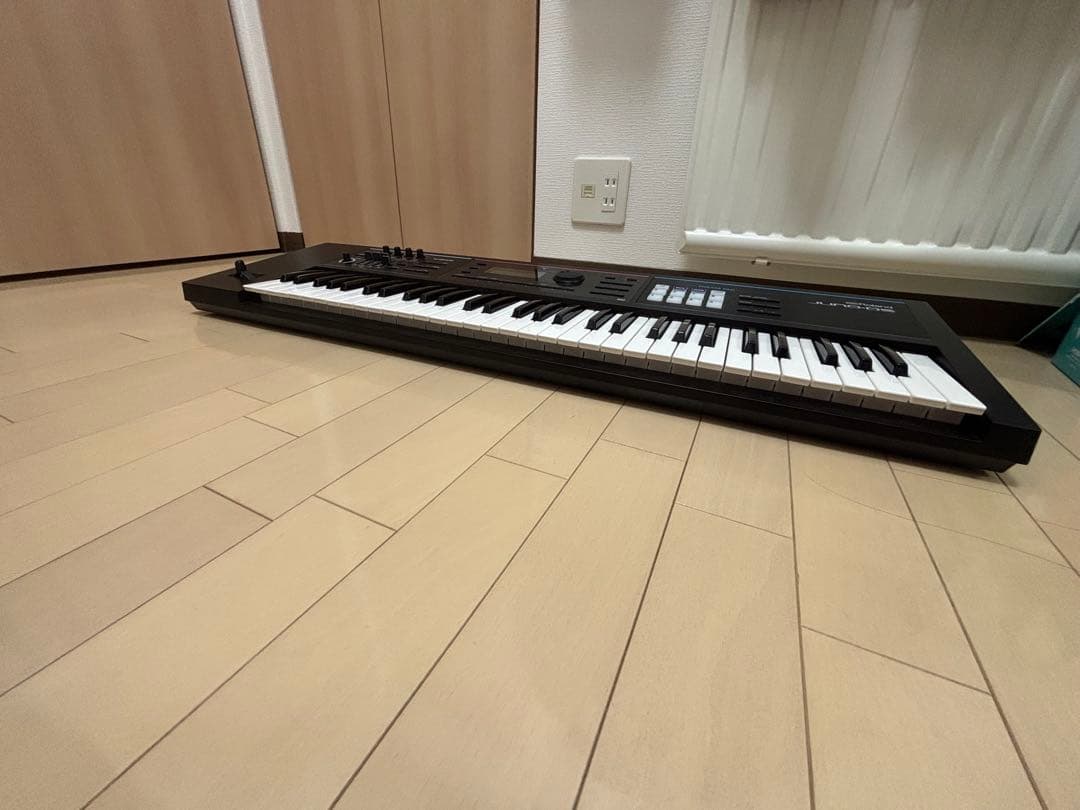 Roland JUNO-DS61 61鍵シンセサイザー