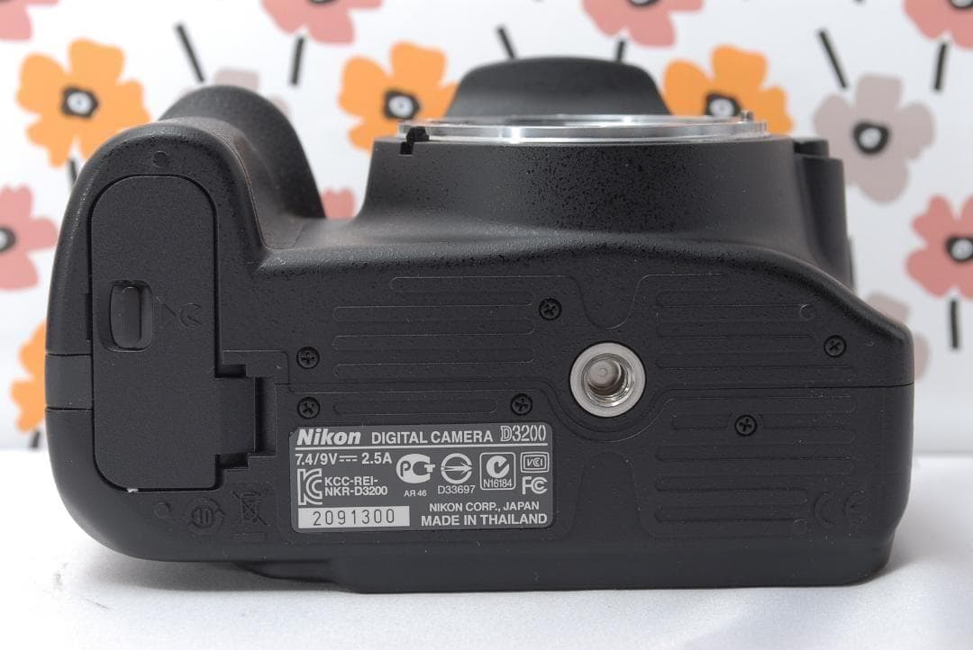 ❤Nikon D3200❤付属品たくさん！❤スマホ転送OK❤Wレンズセット❤