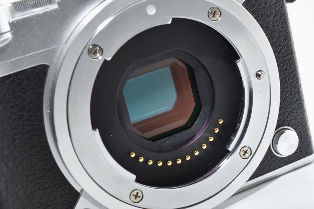 Nikon 1 J5 シルバー ボディ