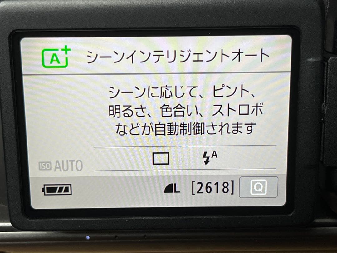 Canon EOS kiss x8i ダブルレンズ デジタル一眼