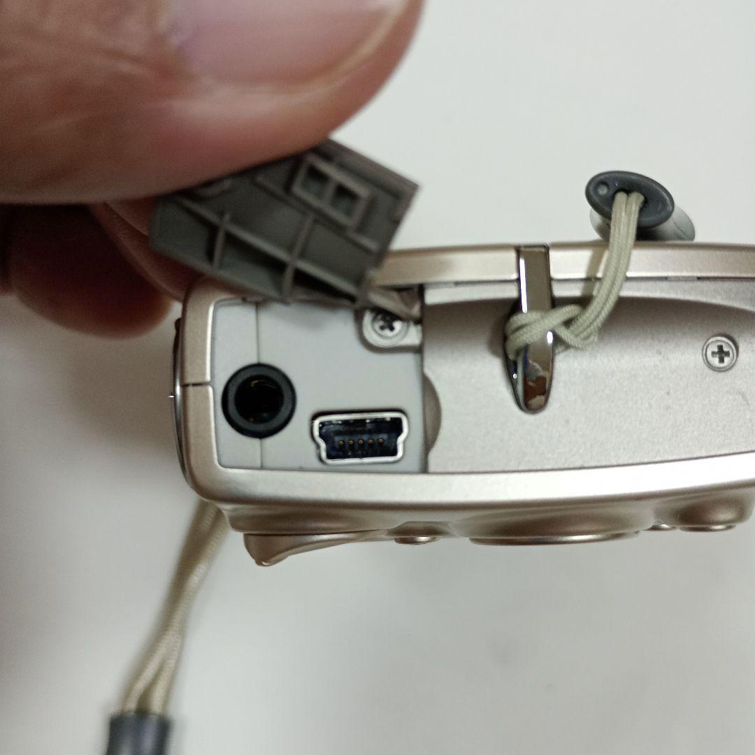 【美品】Canon IXYDigital700　デジタルカメラ サテンベージュ