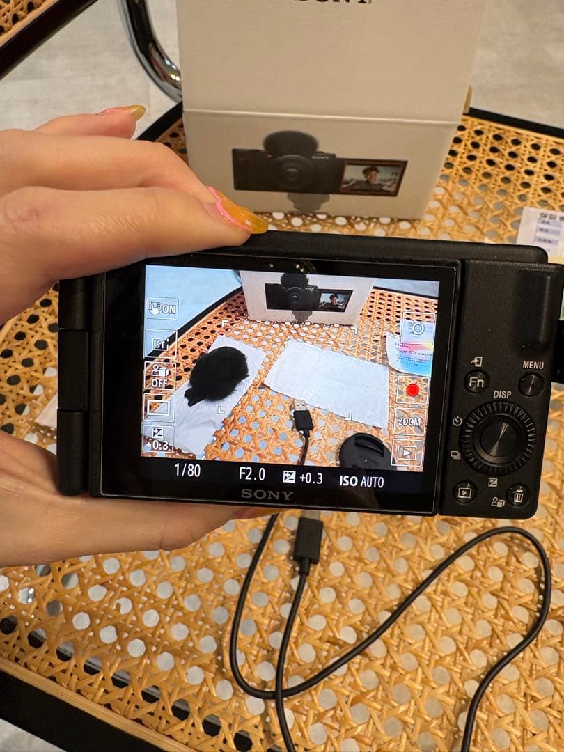 SONY ZV-1F デジカメ黒　VLOGCAM