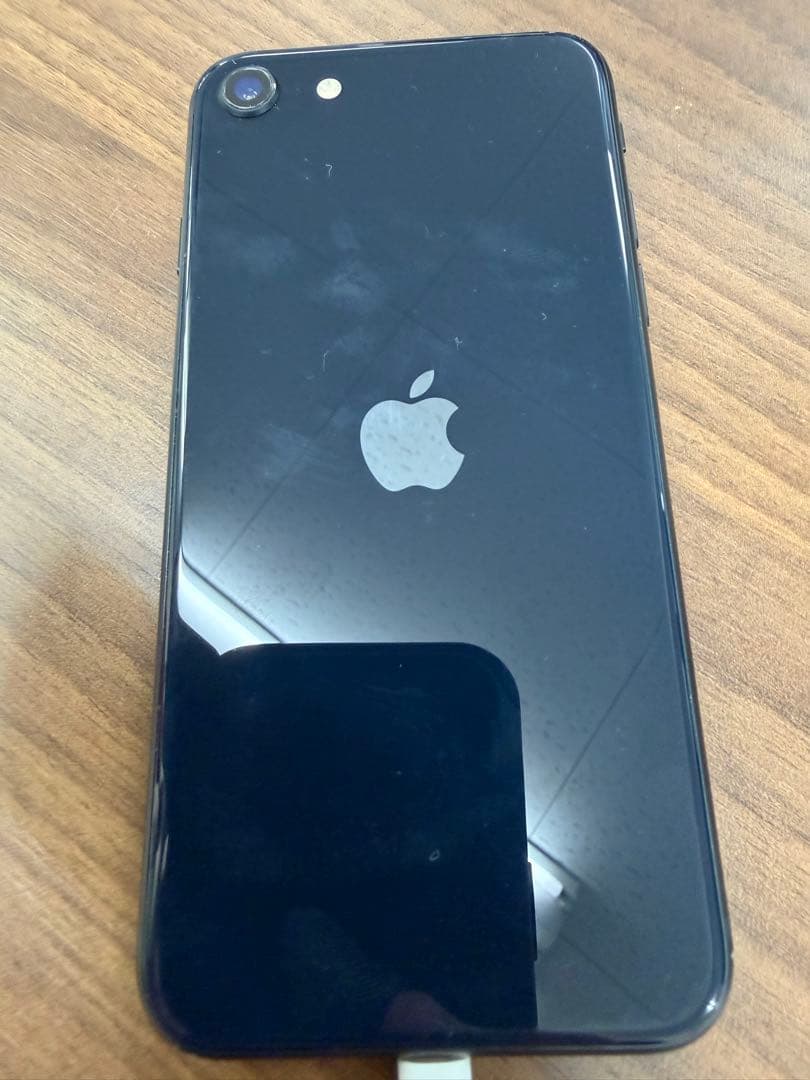 iPhone SE 第3世代　64GB ※ジャンク品