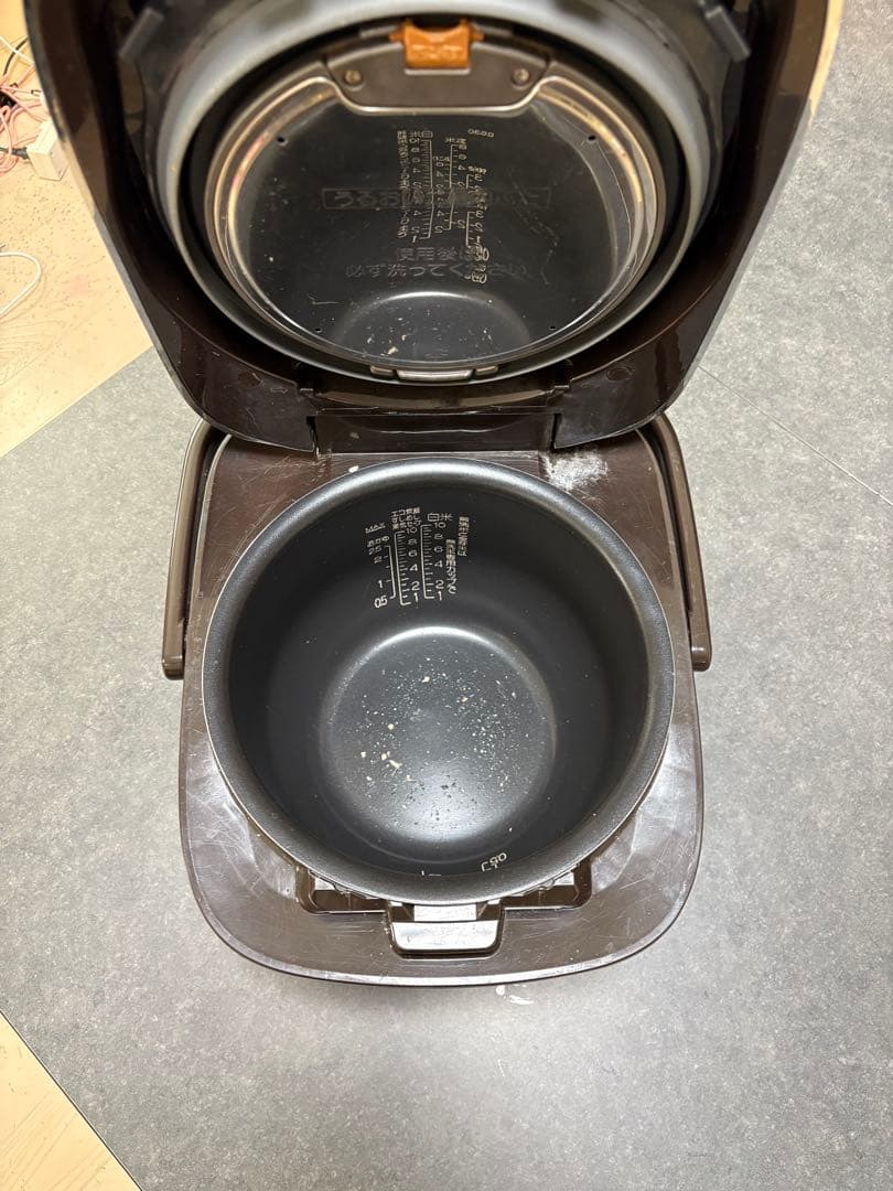 象印 IH炊飯器 NW-JT18