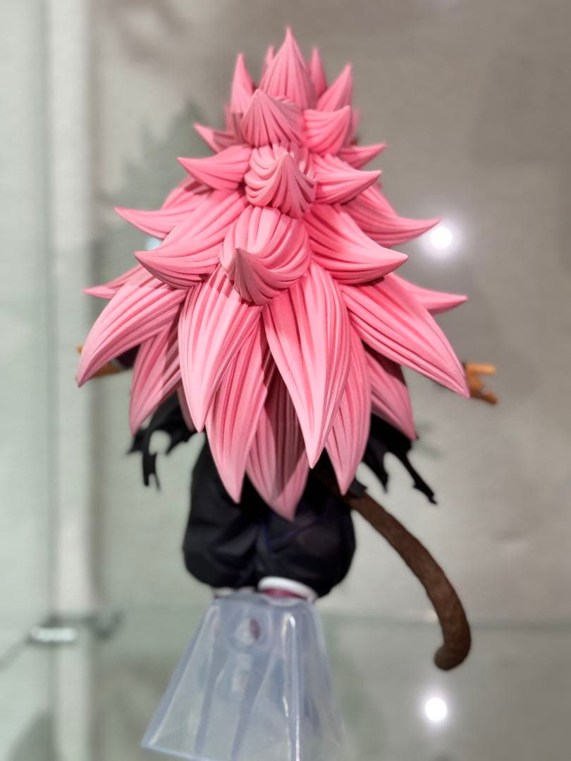 【一番くじドラゴンボールラストワン賞紅き仮面のサイヤ人 C賞黒衣の戦士 セット】