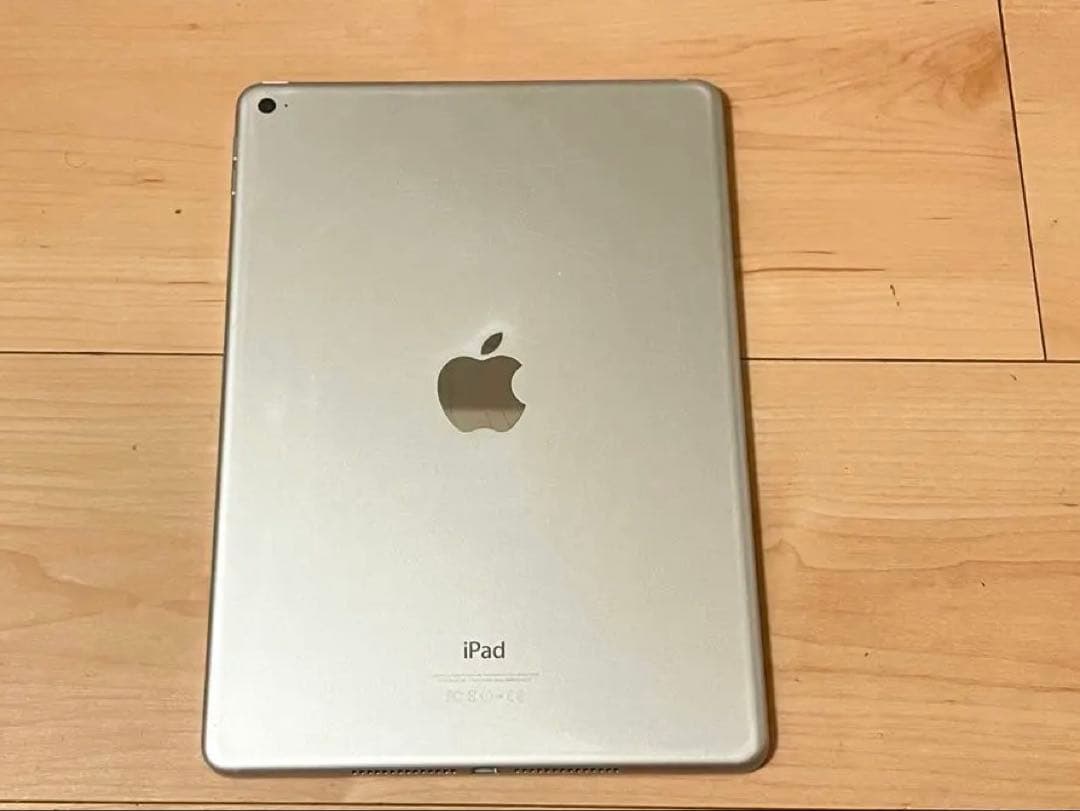 iPad Air2 シルバー