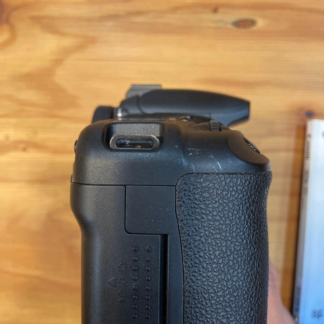 Canon EOS 20D デジタル一眼レフカメラ