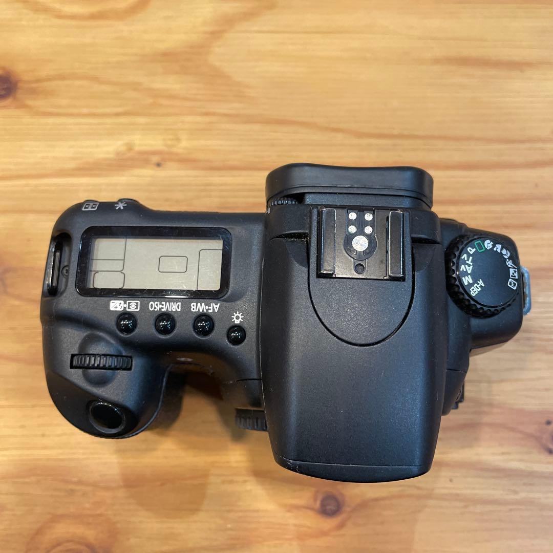 Canon EOS 20D デジタル一眼レフカメラ