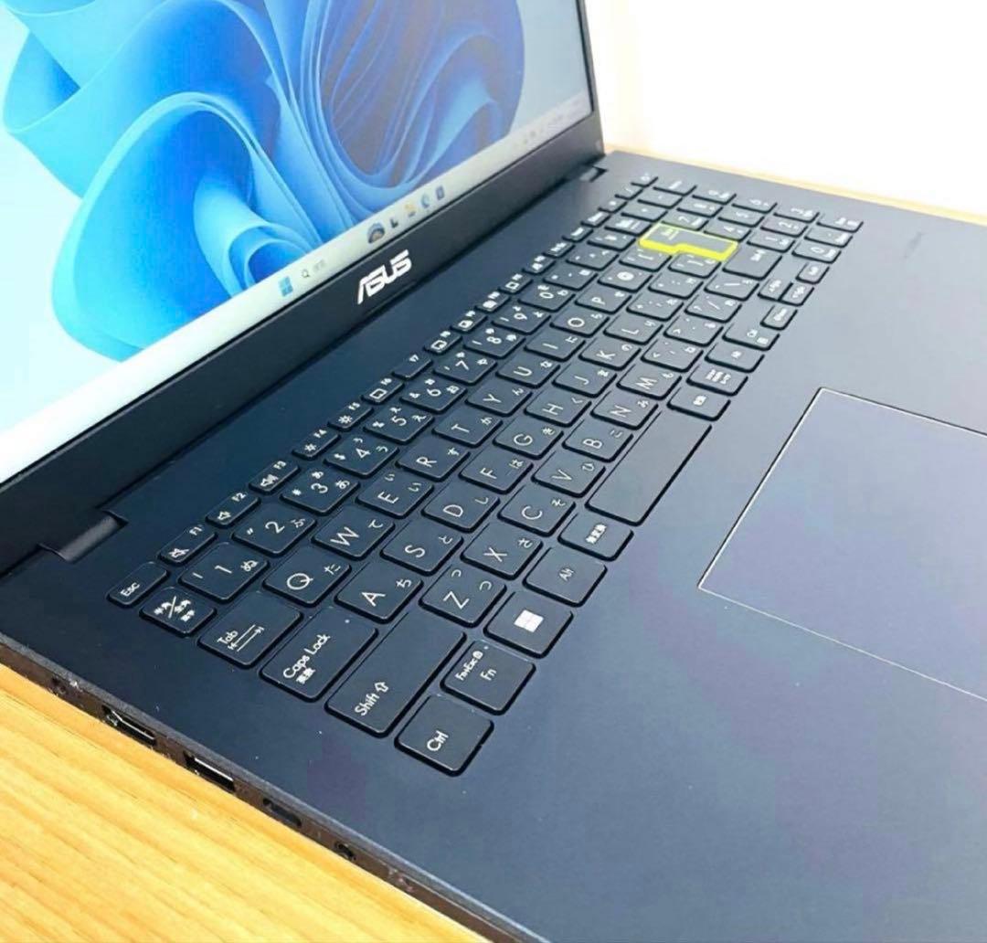 2022モデル薄型ASUSノートパソコンSSDwin11オフィスカメラ