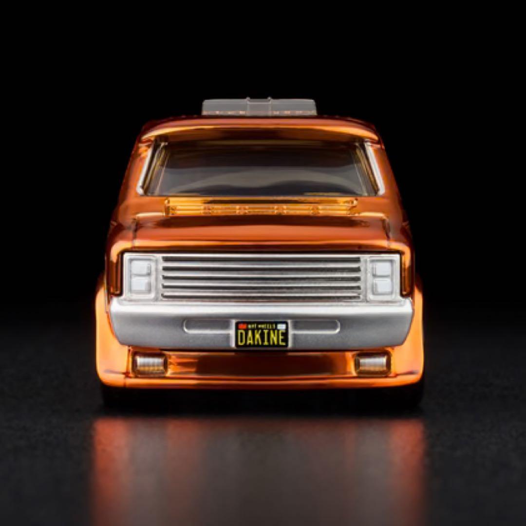 ミニカー Dodge Tradesman Van RLC