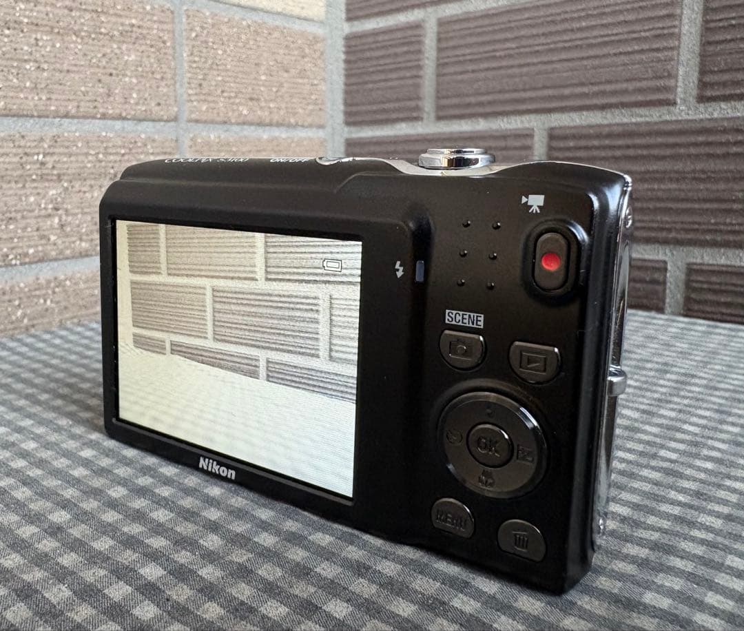 Nikon COOLPIX S3100 コンパクトデジタルカメラ