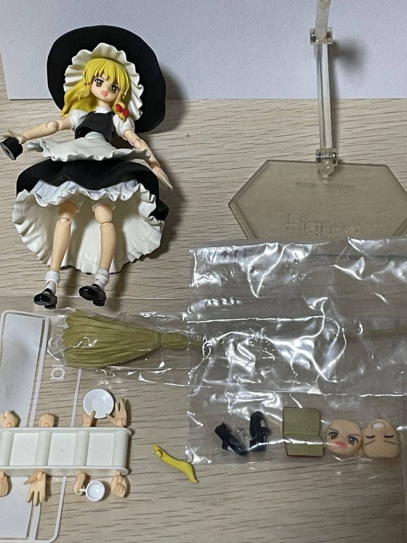 ［中古品］figma 東方　博麗霊夢055、霧雨魔理沙 069 2体セット