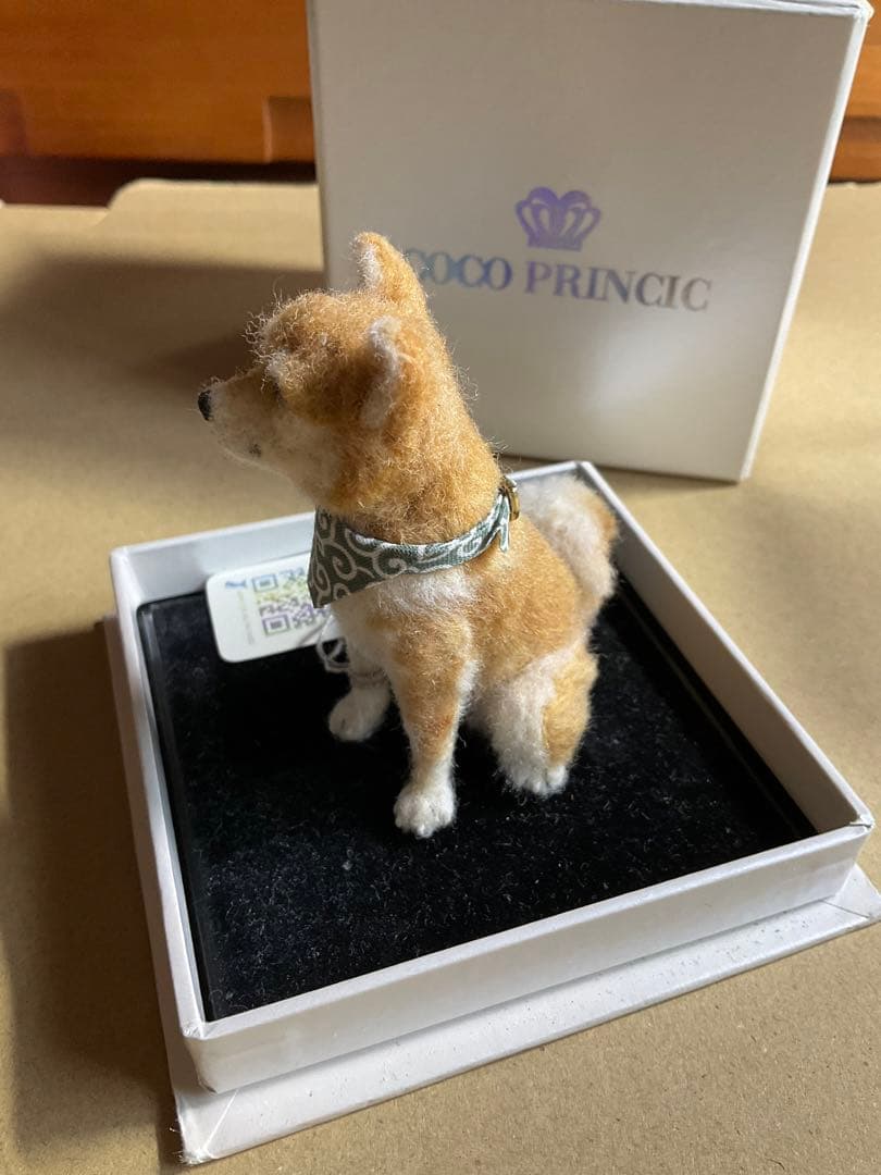 COCO PRINCIC さんの羊毛フェルト　柴犬　ケース入り