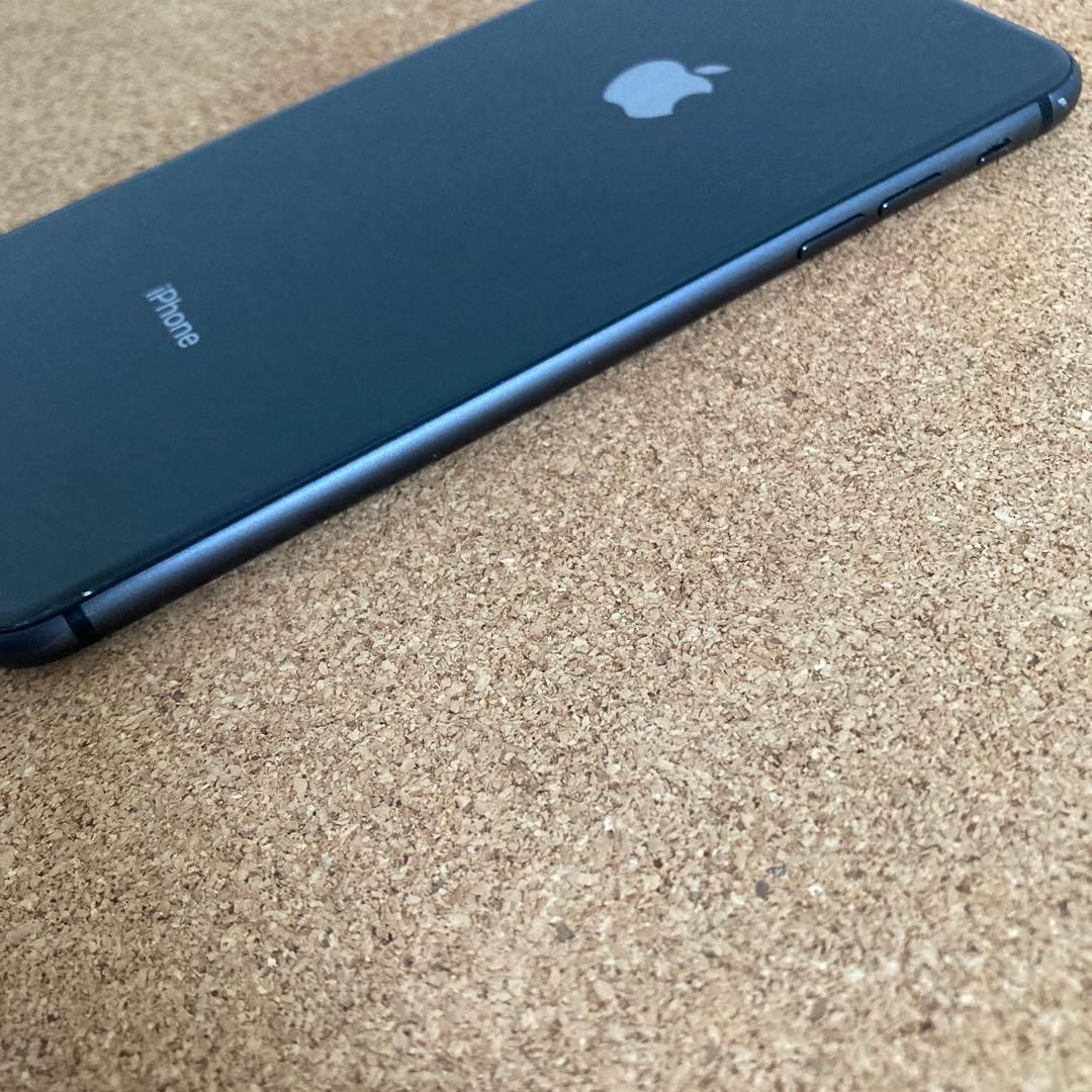 4085【早い者勝ち】電池新品☆iPhone8Plus 64GB SIMフリー☆