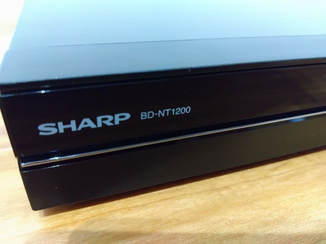 SHARP BDレコーダー BD-NT1200【1TB ３番組同時録画】