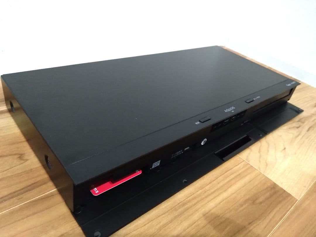 SHARP BDレコーダー BD-NT1200【1TB ３番組同時録画】