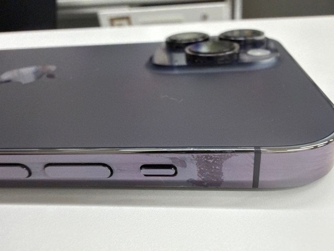 Apple iPhone 14 Promaxディープパープル
