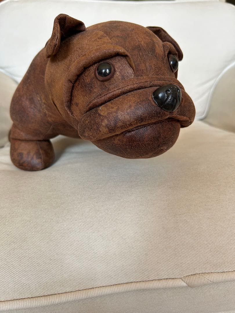 犬 ブルドッグ パグ 大きい ぬいぐるみ インテリア 置き物 ドアストッパー？