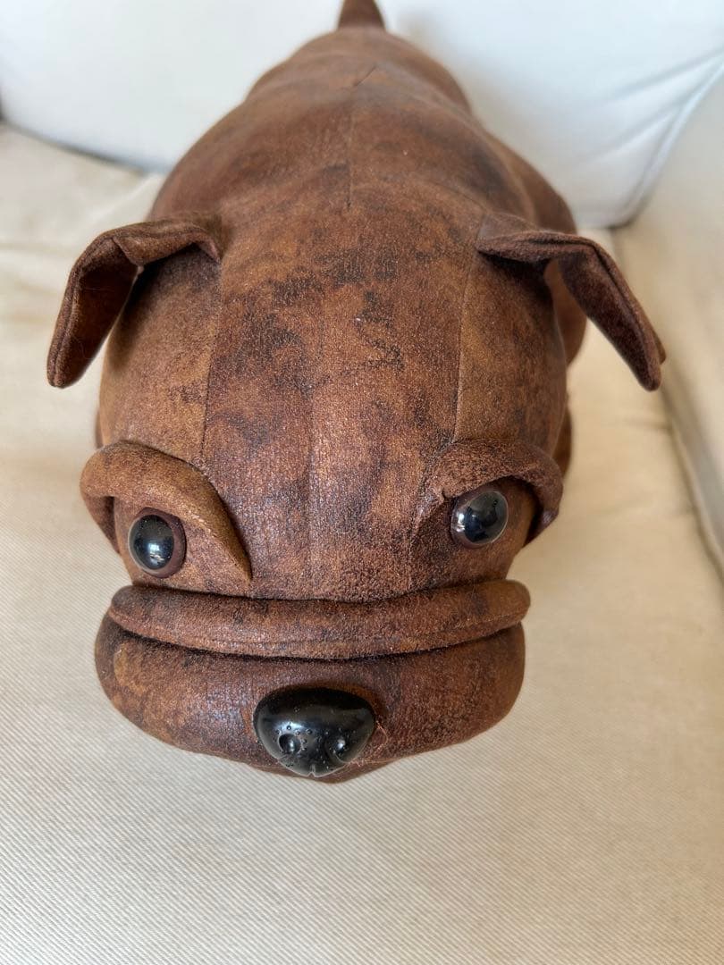 犬 ブルドッグ パグ 大きい ぬいぐるみ インテリア 置き物 ドアストッパー？