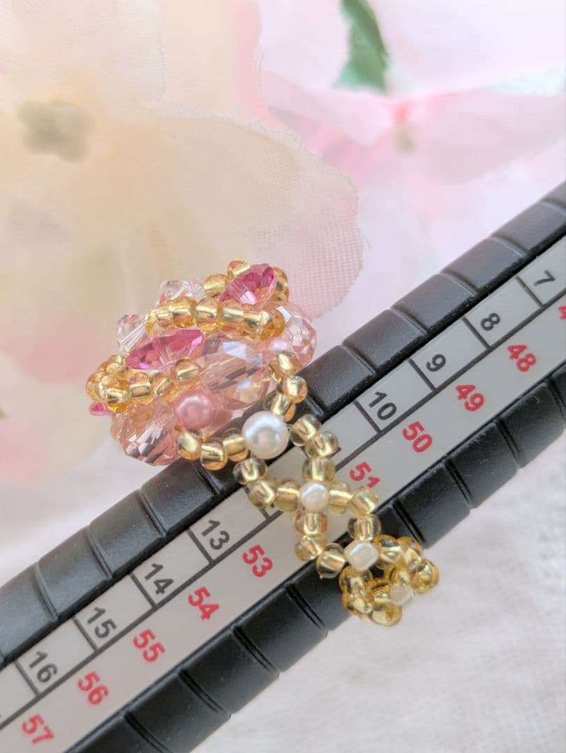 スワロフスキー　ビーズネックレス　ローズサテン　ハンドメイド