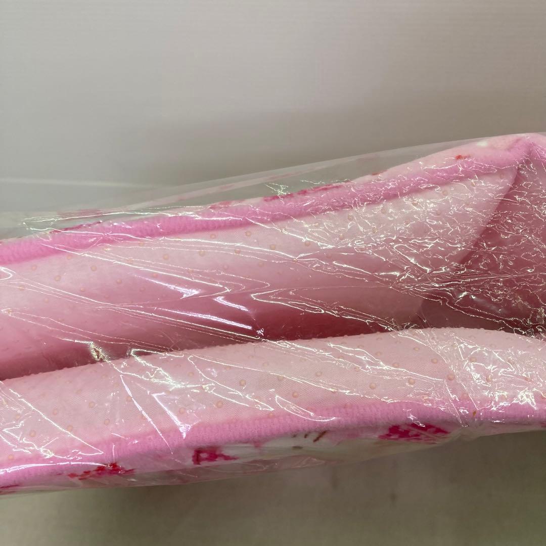 【新品未使用★2012年】ハローキティ　フリーシートクッション　リボン　サンリオ