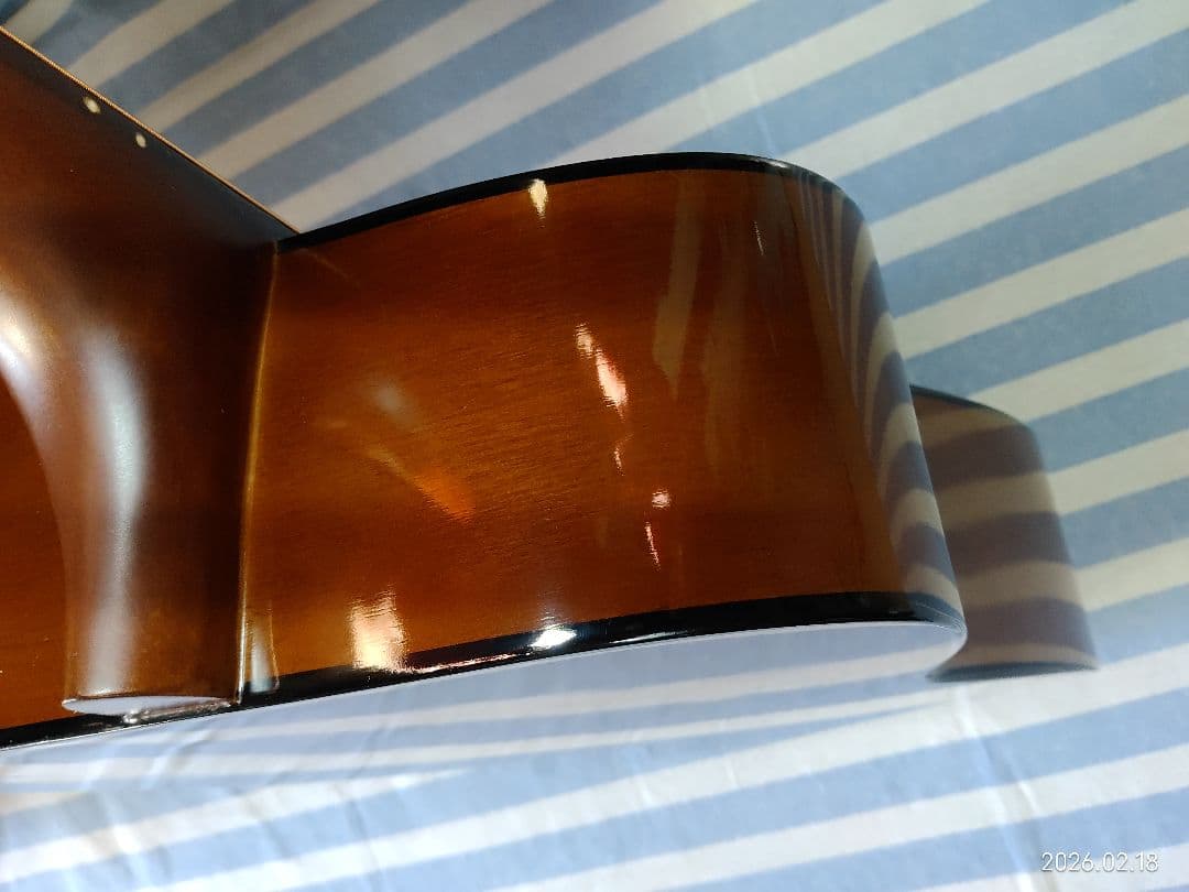 YAMAHAの一ランク上の初心者用アコースティックギターF315Dまずまず美品。