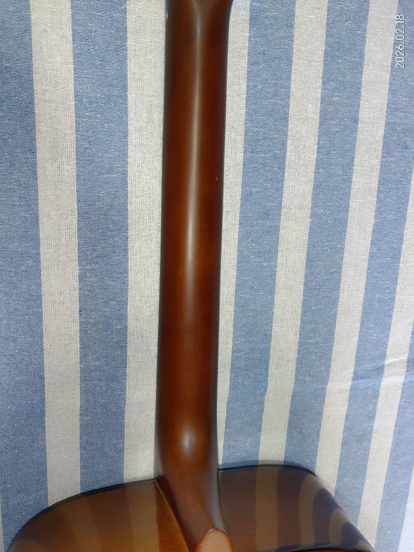 YAMAHAの一ランク上の初心者用アコースティックギターF315Dまずまず美品。