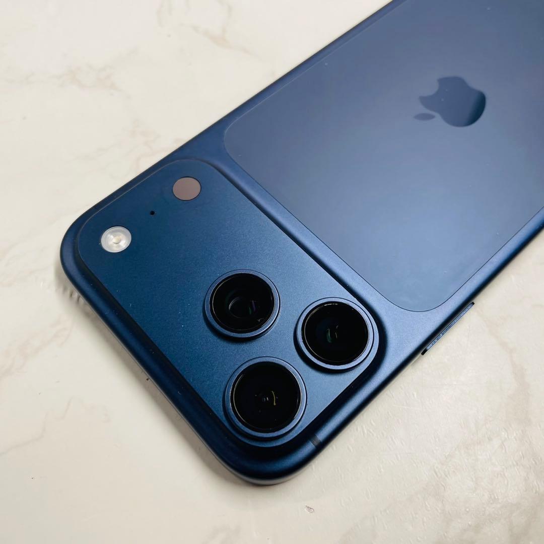 美品 動作品 iPhone17 Pro Max 256GB MC8Q4J/A