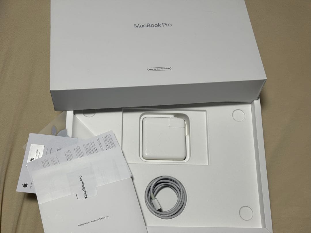 MacBook Pro M1 8GB 256GB スペースグレイ