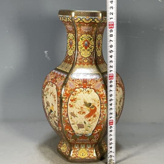 清乾隆琺瑯彩花鳥図紋六稜賞瓶 景徳鎮 陶磁器 装飾品 工芸品 美術品 置物