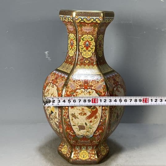 清乾隆琺瑯彩花鳥図紋六稜賞瓶 景徳鎮 陶磁器 装飾品 工芸品 美術品 置物