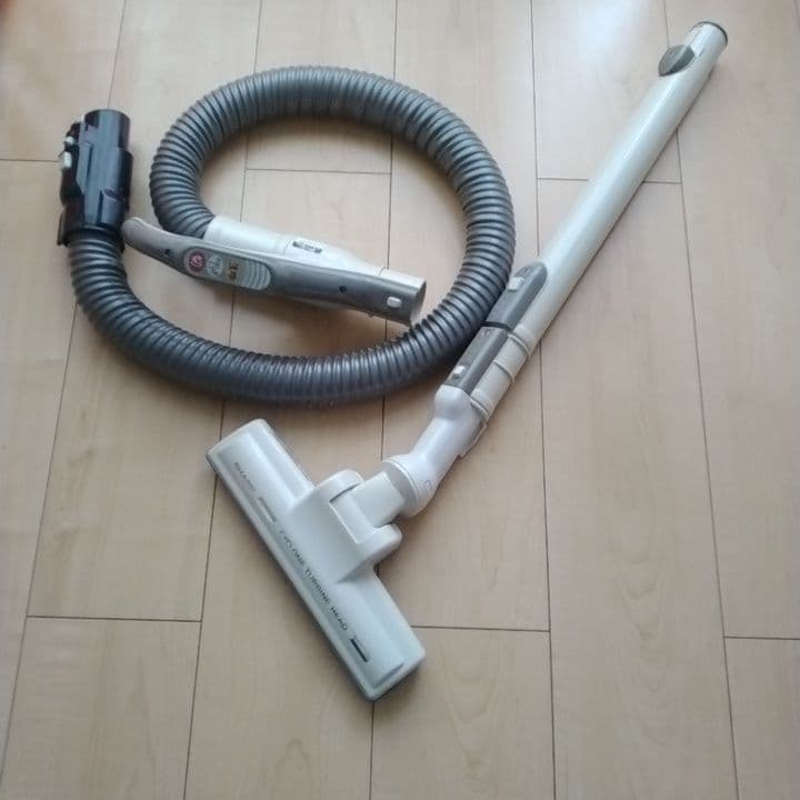 SHARP シャープ 掃除機　パワーサイクロン式クリーナー EC-CT12-C