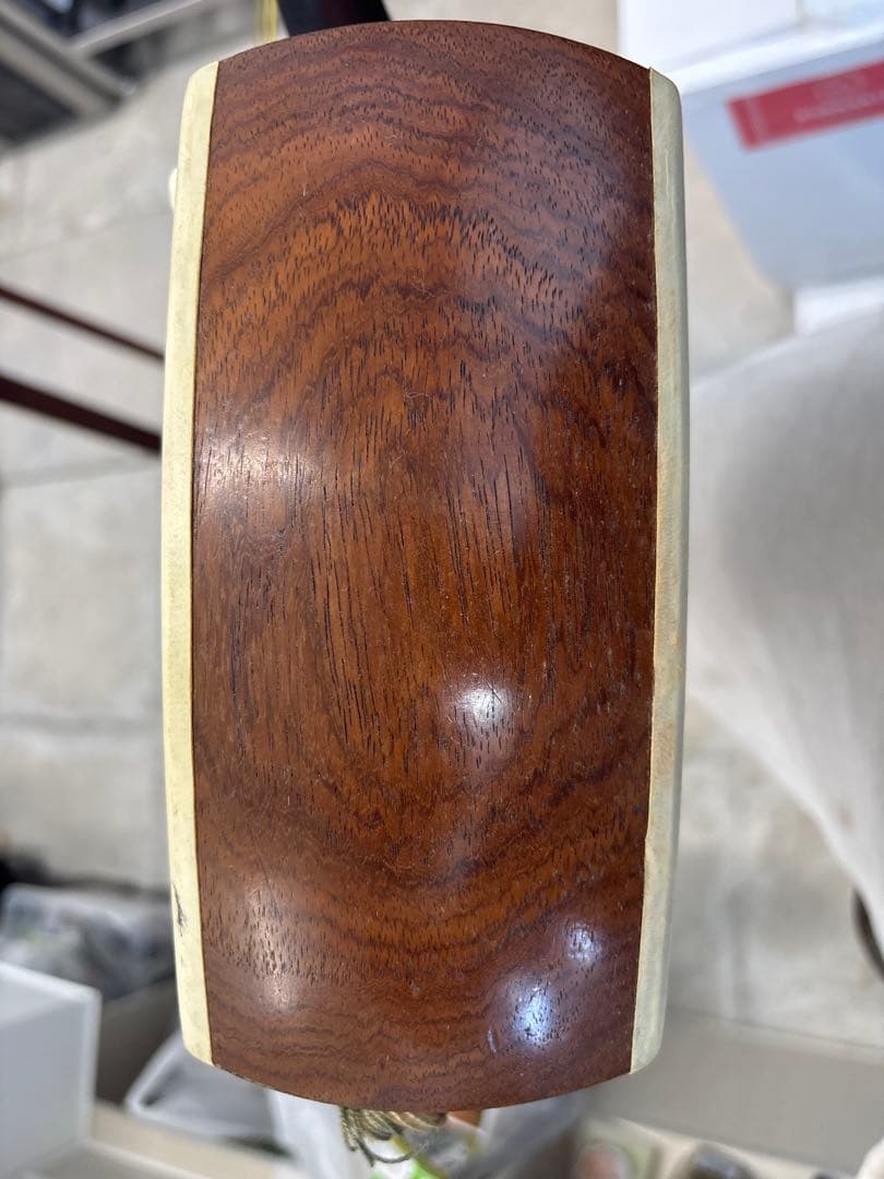 三味線 2本セット（1本使用可＋1本皮破れ）置き台付き